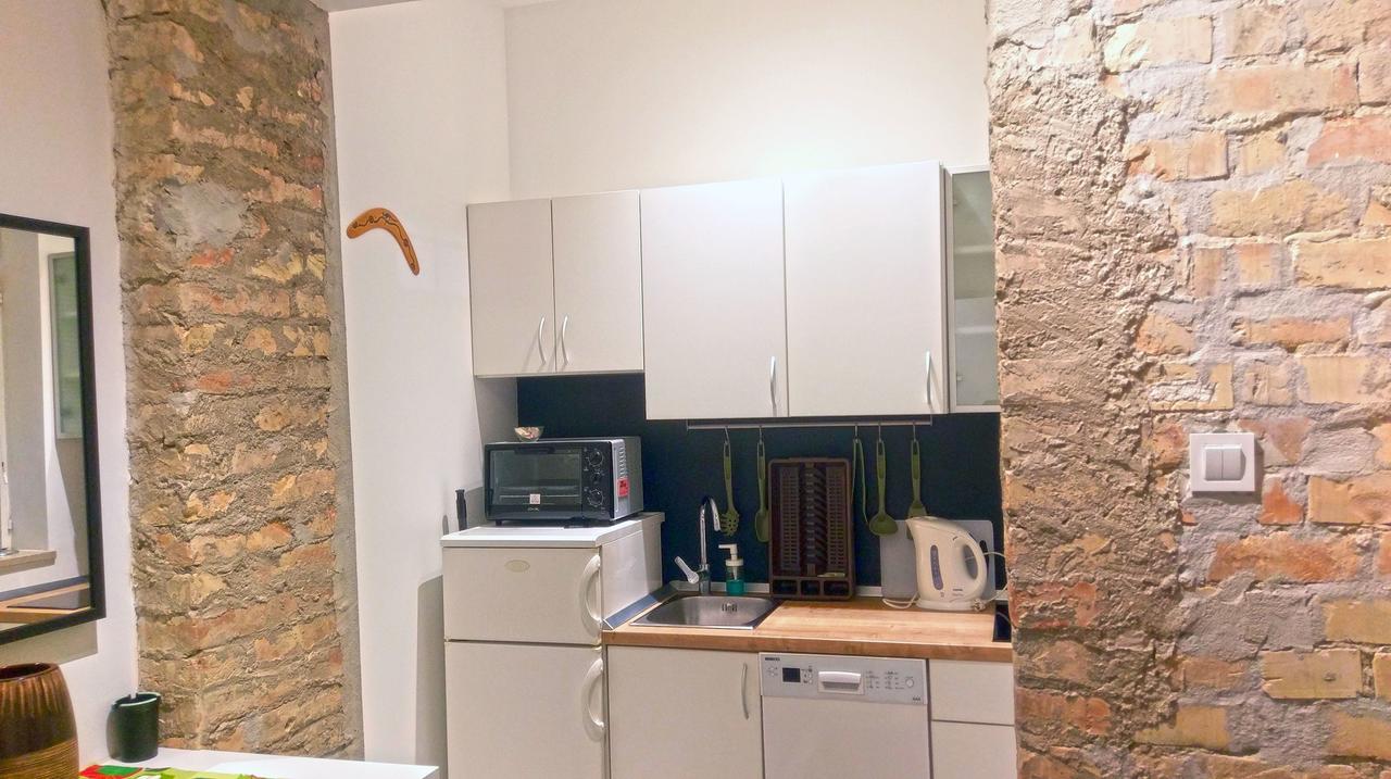 Donos Apartments Загреб Екстериор снимка