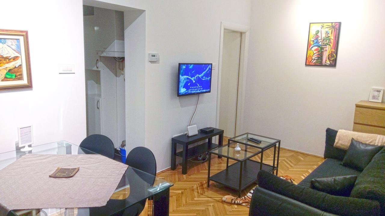 Donos Apartments Загреб Екстериор снимка