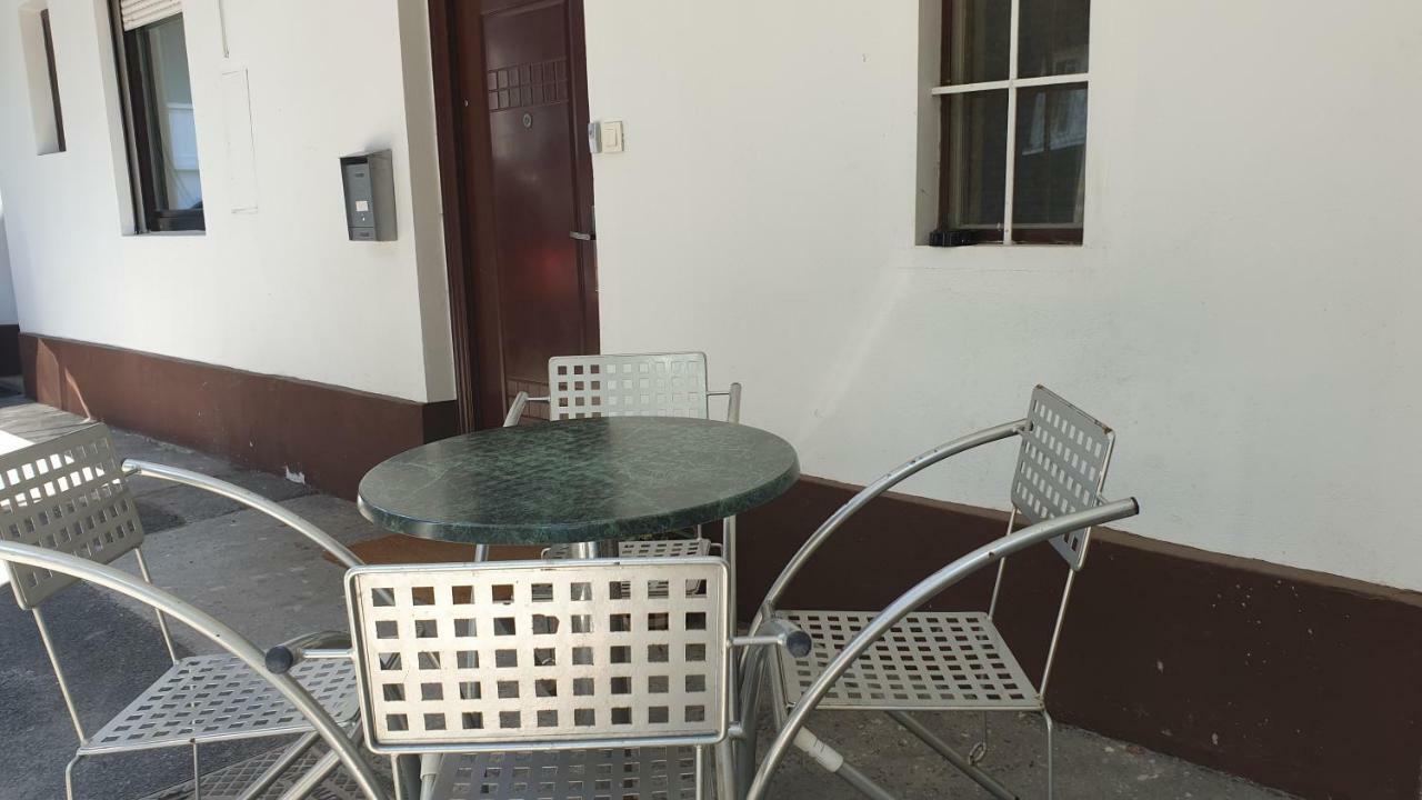 Donos Apartments Загреб Екстериор снимка
